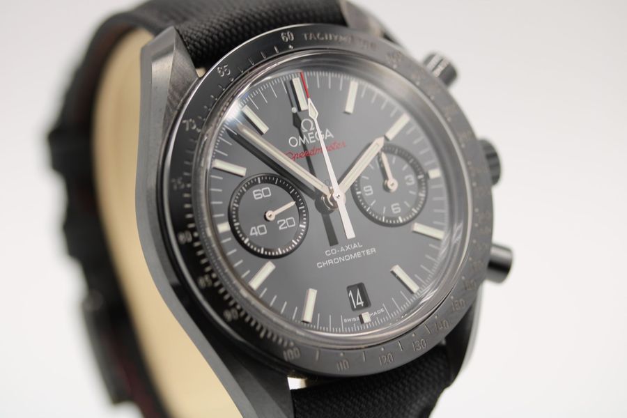 Omega Speedmaster Dark Side of the Moon 311.92.44.51.01.003